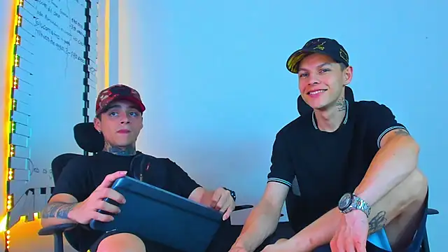 Thomas-Wil online show from February 9, 2026, 3:54 am