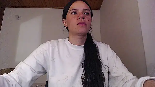 Shanel Lozano online show from May 29, 2026, 3:54 pm