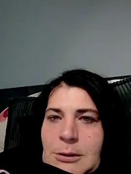 Snapshot of roksa2026 chatting on July 12, 2026, 4:42 pm roksa2026 online show from July 12, 2026, 4:42 pm