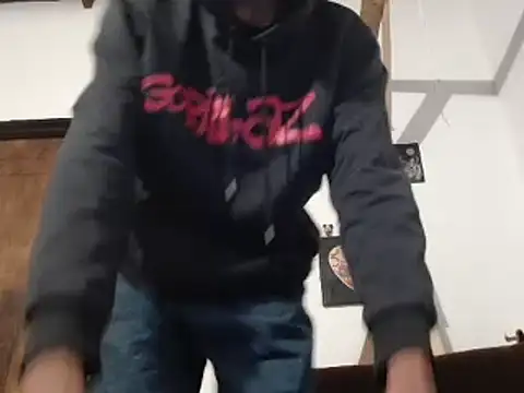 Snapshot of FallenEmigree chatting on January 10, 2026, 5:09 am FallenEmigree online show from January 10, 2026, 5:09 am