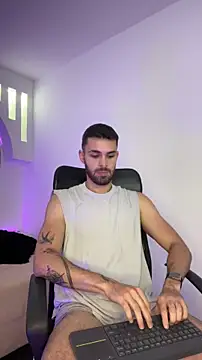 Apolo lux1 online show from February 24, 2026, 10:19 pm