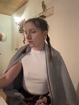 Marina und Jayden online show from February 5, 2026, 10:58 pm