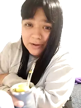 Snapshot of mimita4 chatting on April 19, 2026, 5:51 am mimita4 online show from April 19, 2026, 5:51 am