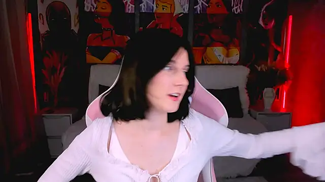 KikaOsterman online show from February 9, 2026, 6:34 pm