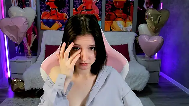 KikaOsterman online show from February 27, 2026, 11:54 am