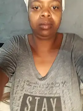 Snapshot of bigboobylicious chatting on March 25, 2026, 7:42 pm bigboobylicious online show from March 25, 2026, 7:42 pm