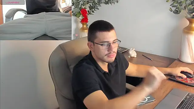 Snapshot of Jay_Grip chatting on February 20, 2026, 2:06 pm Jay Grip online show from February 20, 2026, 2:06 pm