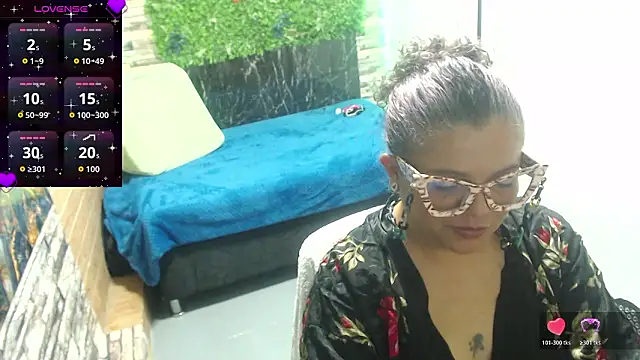 Snapshot of mia_pazzi chatting on January 13, 2026, 8:58 pm mia pazzi online show from January 13, 2026, 8:58 pm