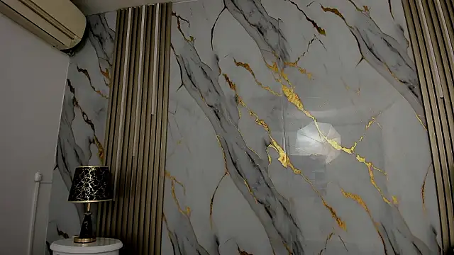 LaxiZoe online show from January 31, 2026, 7:11 pm