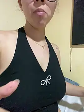 Snapshot of Shayla--broos chatting on February 23, 2026, 8:06 pm Shayla--broos online show from February 23, 2026, 8:06 pm