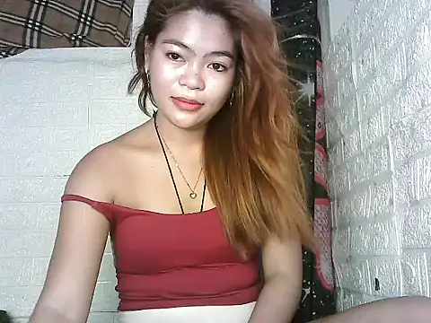 Snapshot of Sexyhotjove chatting on July 5, 2026, 2:29 am Sexyhotjove online show from July 5, 2026, 2:29 am