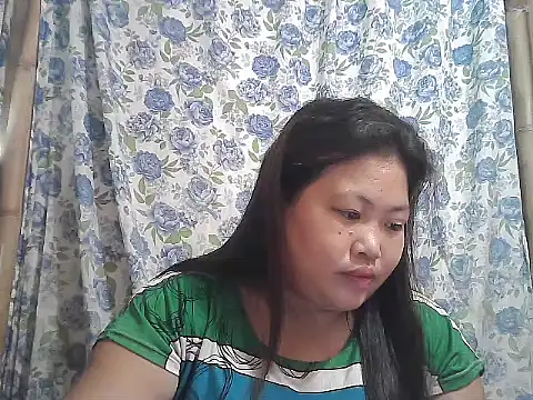 Snapshot of pinay_rose14 chatting on May 3, 2026, 3:01 am pinay rose14 online show from May 3, 2026, 3:01 am
