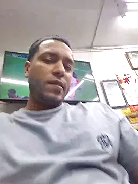 Snapshot of mago_vive chatting on April 17, 2026, 1:41 am mago vive online show from April 17, 2026, 1:41 am