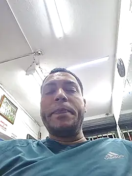 Snapshot of mago_vive chatting on April 24, 2026, 12:02 am mago vive online show from April 24, 2026, 12:02 am