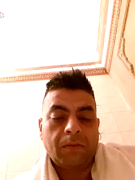 Snapshot of ashleellaunda7582 chatting on March 9, 2026, 2:04 am ashleellaunda7582 online show from March 9, 2026, 2:04 am