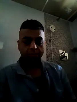 Snapshot of ashleellaunda7582 chatting on March 28, 2026, 4:12 am ashleellaunda7582 online show from March 28, 2026, 4:12 am