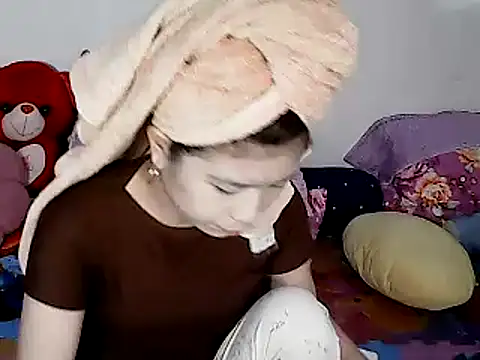 xxhotamizinggirl online show from March 10, 2026, 2:55 pm