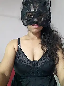 cutehotwife online show from March 24, 2026, 4:39 am