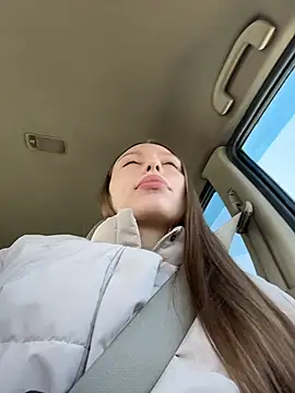 Snapshot of LeiaMood chatting on February 24, 2026, 5:27 am LeiaMood online show from February 24, 2026, 5:27 am