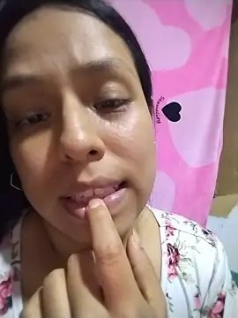 Snapshot of Aleja_1426 chatting on July 4, 2026, 11:11 pm Aleja 1426 online show from July 4, 2026, 11:11 pm