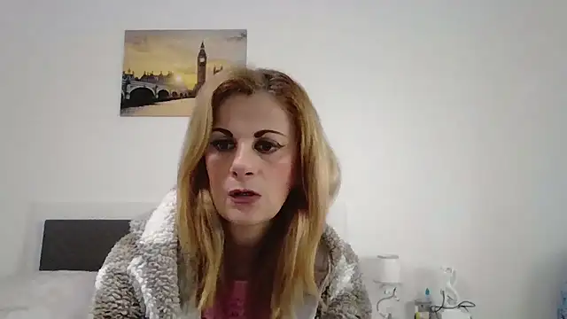 Clara1986 online show from March 2, 2026, 3:19 pm