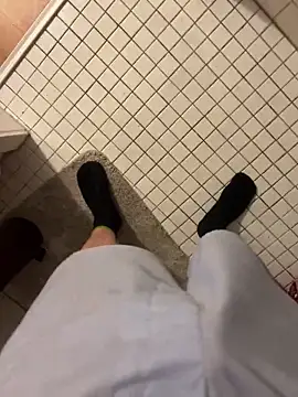 Snapshot of Hamsterdich chatting on February 26, 2026, 6:18 pm Hamsterdich online show from February 26, 2026, 6:18 pm