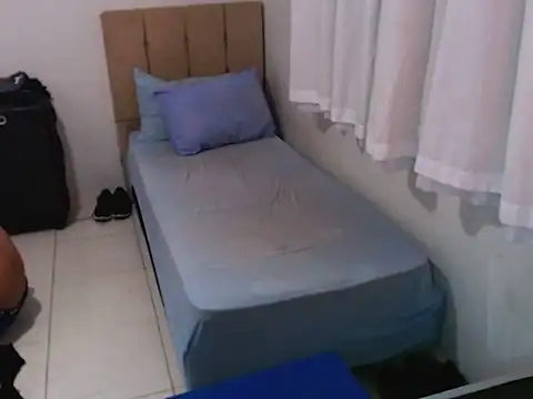 Snapshot of lipegonzalezz chatting on February 6, 2026, 2:27 am lipegonzalezz online show from February 6, 2026, 2:27 am