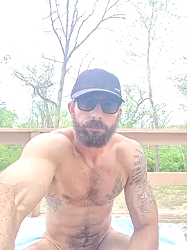 naughtynaturest36 online show from April 16, 2026, 9:50 pm