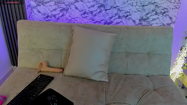 soffi joness23 online show from February 28, 2026, 7:15 pm