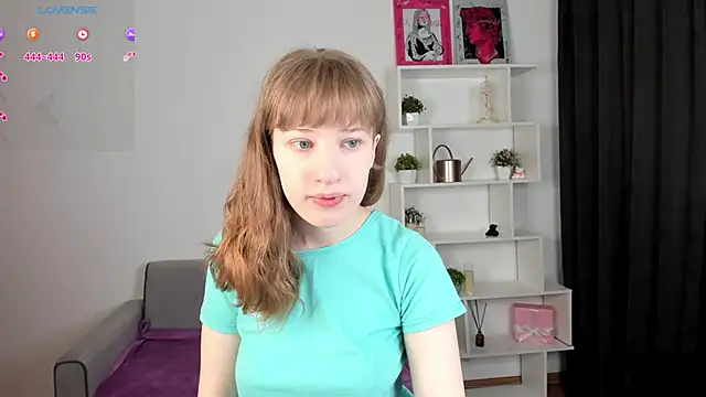 tracy aw online show from February 11, 2026, 2:49 am