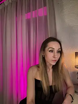 AnesaKis online show from February 5, 2026, 1:54 am