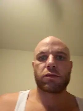 FrankieFuckMe online show from April 2, 2026, 1:47 am