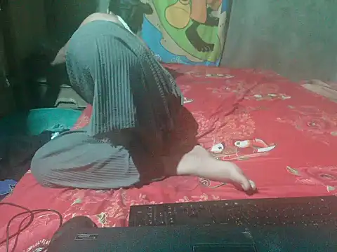 Snapshot of Pinay_Mama chatting on February 8, 2026, 6:00 pm Pinay Mama online show from February 8, 2026, 6:00 pm