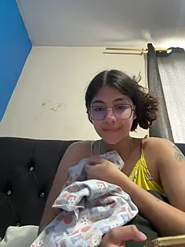 diosa sofia19 online show from May 4, 2026, 1:07 pm