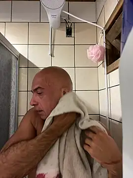 Snapshot of dogfrota chatting on February 17, 2026, 2:30 am dogfrota online show from February 17, 2026, 2:30 am