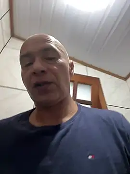 Snapshot of dogfrota chatting on July 19, 2026, 7:39 pm dogfrota online show from July 19, 2026, 7:39 pm