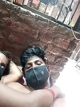 Shivanisingh4 online show from April 23, 2026, 8:02 am