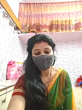 Priyaji7575 online show from February 19, 2026, 12:01 pm