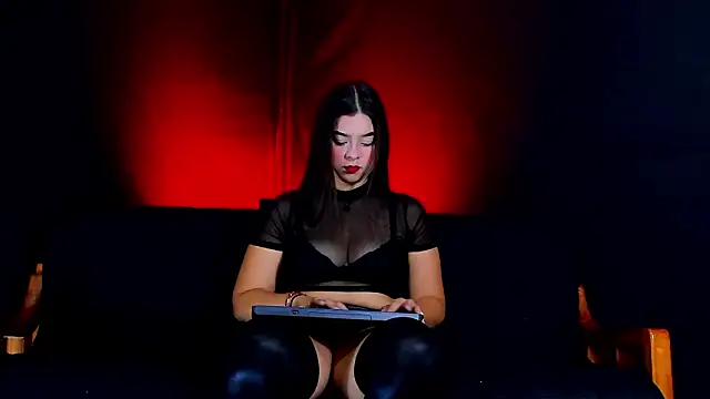 Snapshot of JessicaStones chatting on February 2, 2026, 7:01 pm JessicaStones online show from February 2, 2026, 7:01 pm