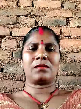 Hot di97 online show from February 24, 2026, 10:46 am