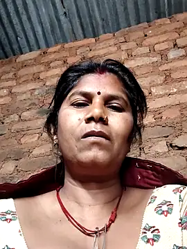 Hot di97 online show from March 6, 2026, 10:50 pm