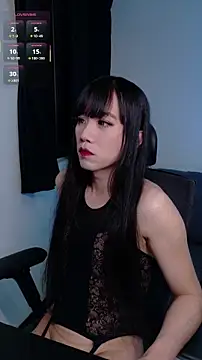 sissynini online show from February 11, 2026, 7:41 pm