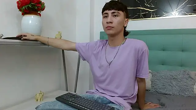 XanderGrey8 online show from January 12, 2026, 7:41 pm