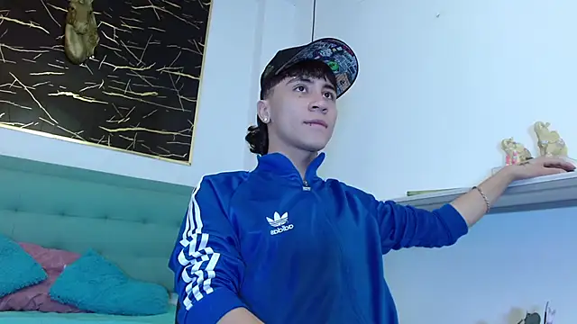 XanderGrey8 online show from March 22, 2026, 12:41 pm