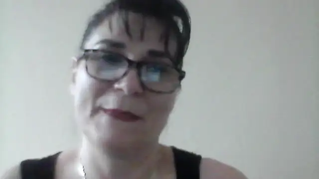 HotMonica online show from April 8, 2026, 12:16 pm