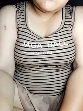 Snapshot of Zoe-666 chatting on July 23, 2026, 2:26 pm Zoe-666 online show from July 23, 2026, 2:26 pm