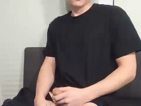 zinoou87 online show from February 6, 2026, 9:51 pm