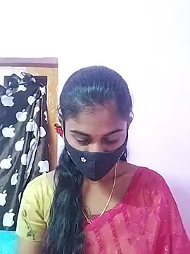 Tamil Hot RoyalQueen online show from March 4, 2026, 4:02 pm