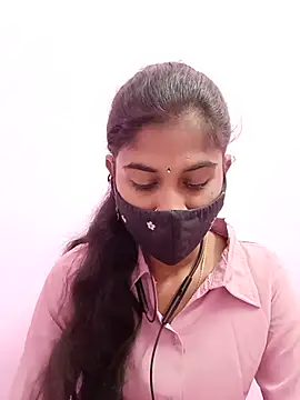 Tamil Hot RoyalQueen online show from June 1, 2026, 11:01 am