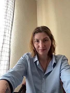  Crystal 2 online show from February 5, 2026, 9:25 am